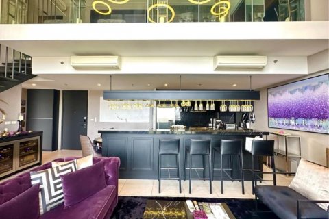 Кондоминиум с 3 спальнями в Ваттхане, Бангкок, Таиланд № 123651 - фото 1