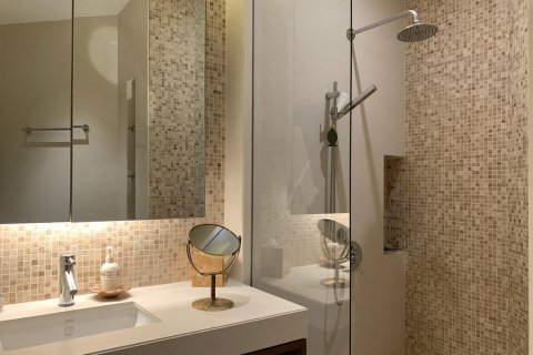 Кондоминиум с 3 спальнями в Ваттхане, Бангкок, Таиланд № 123652 - фото 11