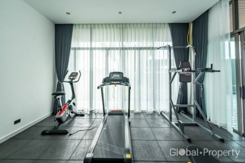 House in Pattaya, Thailand 6 bedrooms № 132348 - photo 17