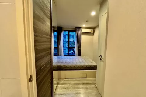 Studio in the Condo in Phaya Thai, Bangkok, Thailand № 141918 - photo 7