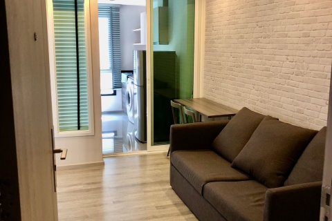 Studio in the Condo in Phaya Thai, Bangkok, Thailand № 141918 - photo 2