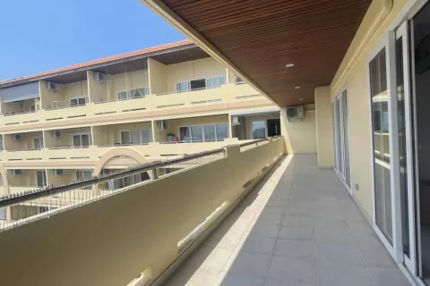 Кондоминиум с 3 спальнями в Паттайе, Таиланд № 141919 - фото 4