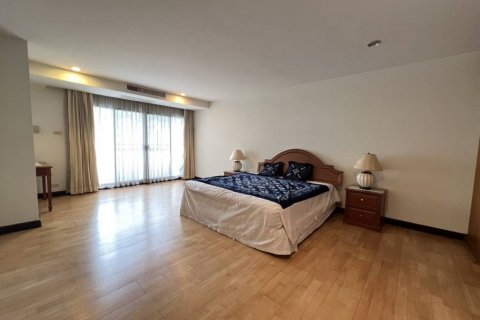 Кондоминиум с 2 спальнями в Бангкоке, Таиланд № 132769 - фото 6