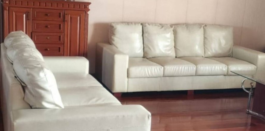 Condo in Bangkok, Thailand, 4 bedrooms № 132765