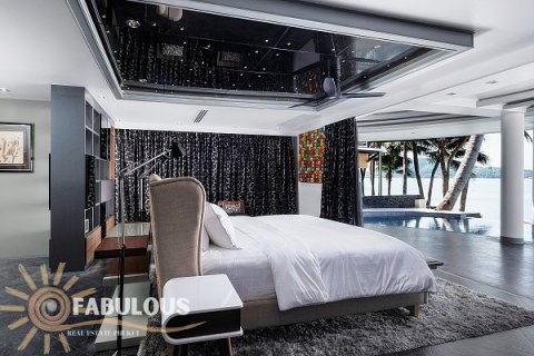 Villa in Patong, Thailand 3 bedrooms № 124290 - photo 14