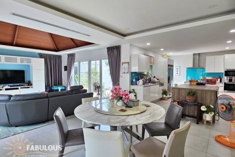 Вилла в Пхукете, Таиланд с 4 спальнями  № 124287 - фото 8