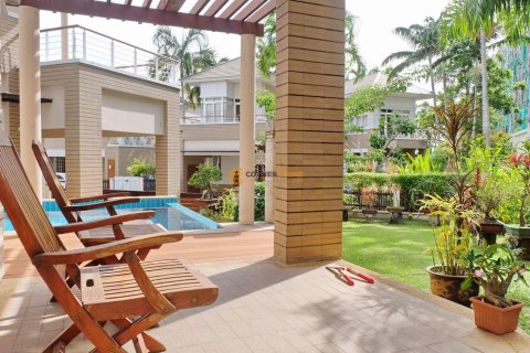 Studio on Jomtien Beach, Pattaya, Thailand № 100356 - photo 2