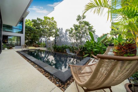 Villa in Bang Tao, Thailand 4 bedrooms № 119858 - photo 4