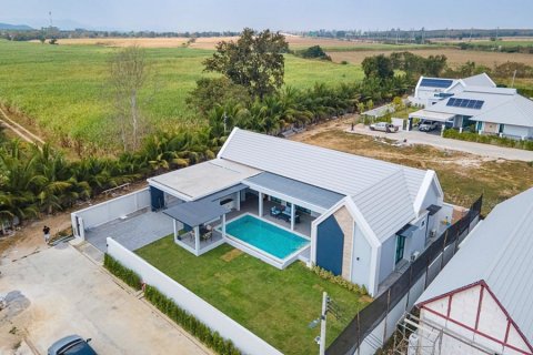 Maison à Hua Hin, Thaïlande 4 chambres № 125108 - photo 1