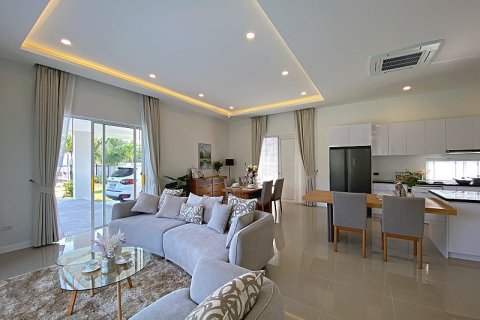 Дом в Хуа Хине, Таиланд с 3 спальнями  № 125113 - фото 10