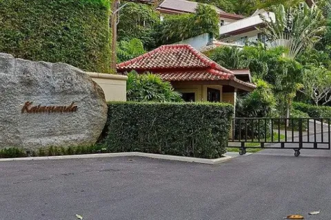 Villa in Phuket, Thailand 4 bedrooms № 107957 - photo 15
