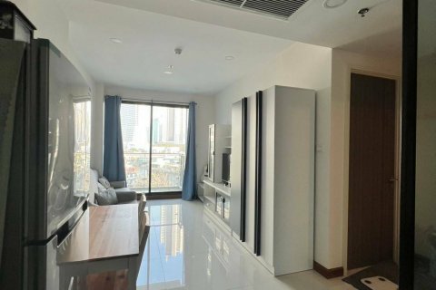 Кондоминиум с 1 спальней в Кхлонг Сане, Бангкок, Таиланд № 132266 - фото 3