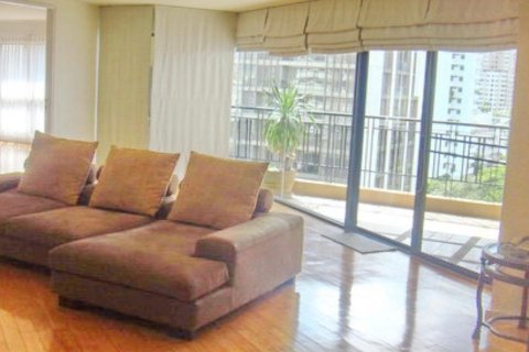 Кондоминиум с 3 спальнями в Клонг Тоэй, Бангкок, Таиланд № 132264 - фото 6