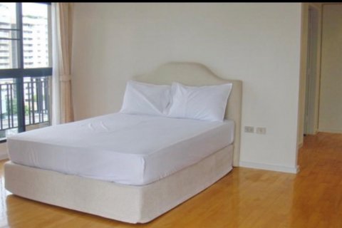 Кондоминиум с 3 спальнями в Клонг Тоэй, Бангкок, Таиланд № 132264 - фото 17