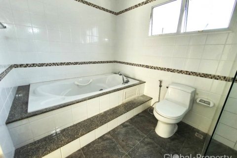 Дом в Паттайе, Таиланд с 3 спальнями  № 100809 - фото 17