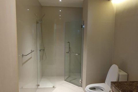 Condo in Watthana, Bangkok, Thailand, 4 bedrooms  № 123695 - photo 23
