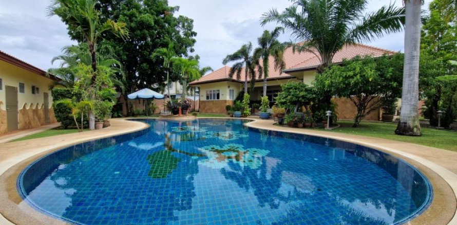 Дом в Паттайе, Таиланд с 4 спальнями  № 132369