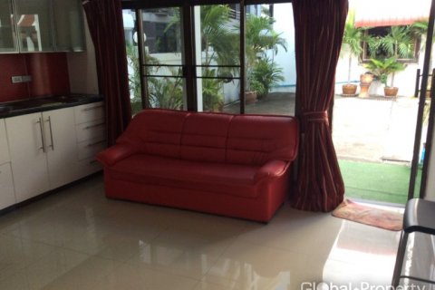 Дом в Паттайе, Таиланд с 5 спальнями  № 132368 - фото 8