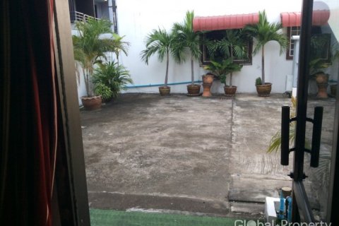 Дом в Паттайе, Таиланд с 5 спальнями  № 132368 - фото 6