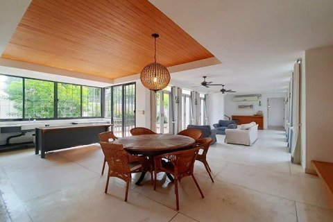 Дом в Хуа Хине, Таиланд с 4 спальнями  № 125267 - фото 7