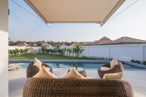 House in Hua Hin, Thailand 3 bedrooms № 125269 - photo 9