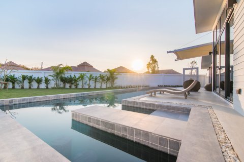 House in Hua Hin, Thailand 3 bedrooms № 125269 - photo 4