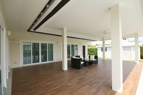 Дом в Хуа Хине, Таиланд с 3 спальнями  № 125273 - фото 15