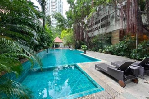 Дом в Бангкоке, Таиланд с 3 спальнями № 112476 - фото 1