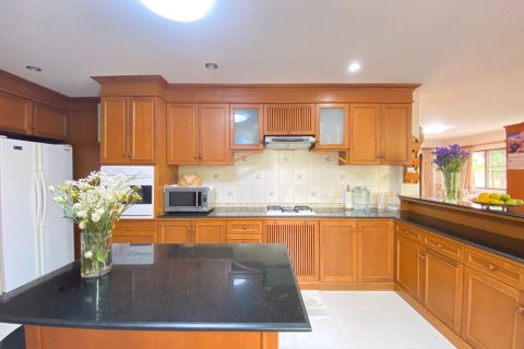 Дом в Чиангмае, Таиланд с 3 спальнями  № 94936 - фото 12