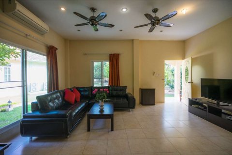 House in Chiang Mai, Thailand 9 bedrooms № 126320 - photo 30