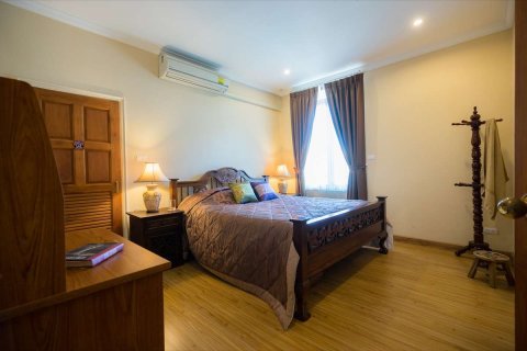 Maison à Chiang Mai, Thaïlande 9 chambres № 126320 - photo 17