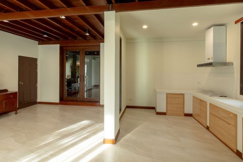 Villa in Chiang Mai, Thailand 4 bedrooms № 126322 - photo 6