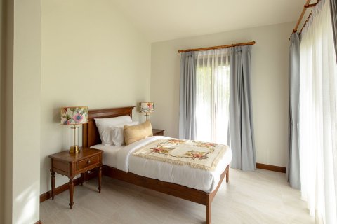 Villa in Chiang Mai, Thailand 4 bedrooms № 126322 - photo 5