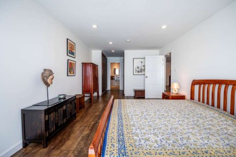 Condo in Chiang Mai, Thailand, 3 bedrooms № 126321 - photo 7