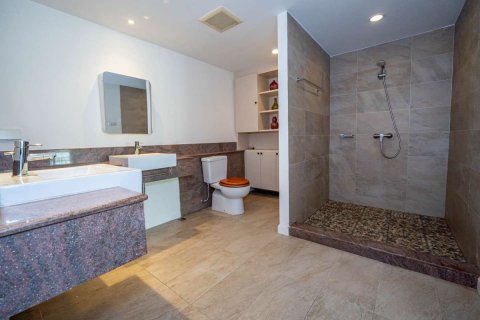 Condo in Chiang Mai, Thailand, 3 bedrooms № 126321 - photo 2