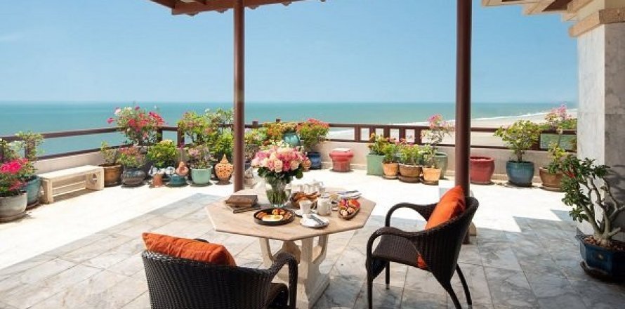 Кондоминиум с 3 спальнями в Хуа Хине, Таиланд № 125234