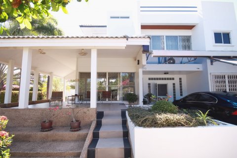 Maison à Hua Hin, Thaïlande 4 chambres № 125237 - photo 2