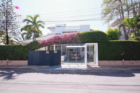 Maison à Hua Hin, Thaïlande 4 chambres № 125237 - photo 1