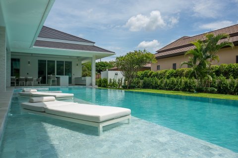 Дом в Хуа Хине, Таиланд с 4 спальнями  № 125177 - фото 3