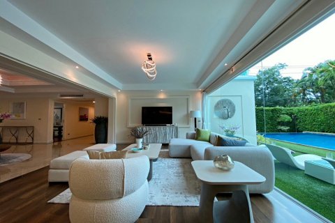 Дом в Хуа Хине, Таиланд с 4 спальнями  № 125176 - фото 11