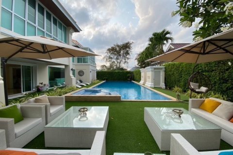 Дом в Хуа Хине, Таиланд с 4 спальнями  № 125176 - фото 2