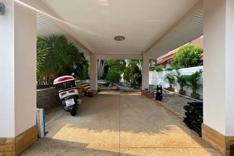 Вилла в Хуа Хине, Таиланд с 2 спальнями  № 99620 - фото 6