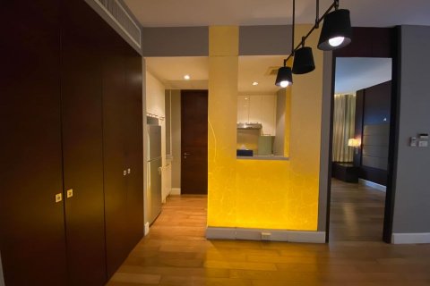 Кондоминиум с 1 спальней в Бангкоке, Таиланд № 143605 - фото 9