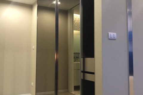 Кондоминиум с 1 спальней в Бангкоке, Таиланд № 143609 - фото 4