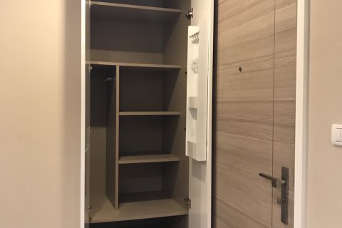 Кондоминиум с 1 спальней в Бангкоке, Таиланд № 143609 - фото 11