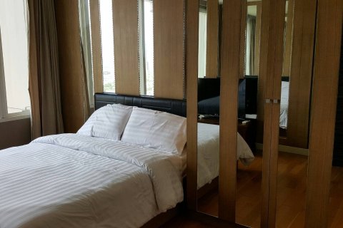 Кондоминиум с 2 спальнями в Сатхоне, Бангкок, Таиланд № 143610 - фото 3