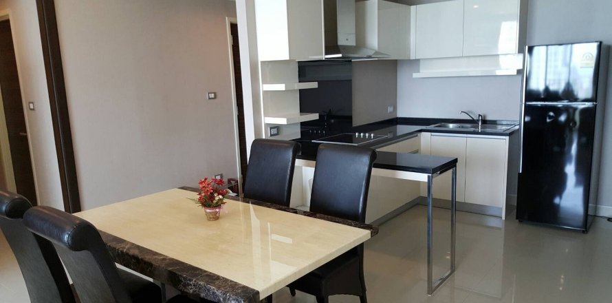 Кондоминиум с 2 спальнями в Сатхоне, Бангкок, Таиланд № 143610