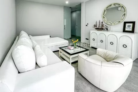 Коммерческая недвижимость в Пхукете, Таиланд 950м2 № 131882 - фото 7