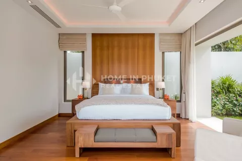 House in Phuket, Thailand 3 bedrooms № 131880 - photo 15