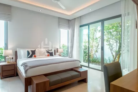 House in Phuket, Thailand 3 bedrooms № 131880 - photo 22